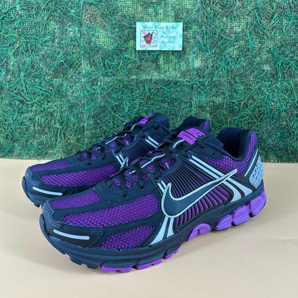 Nike Zoom Vomero 5 sneakers - Picture 2 of 9